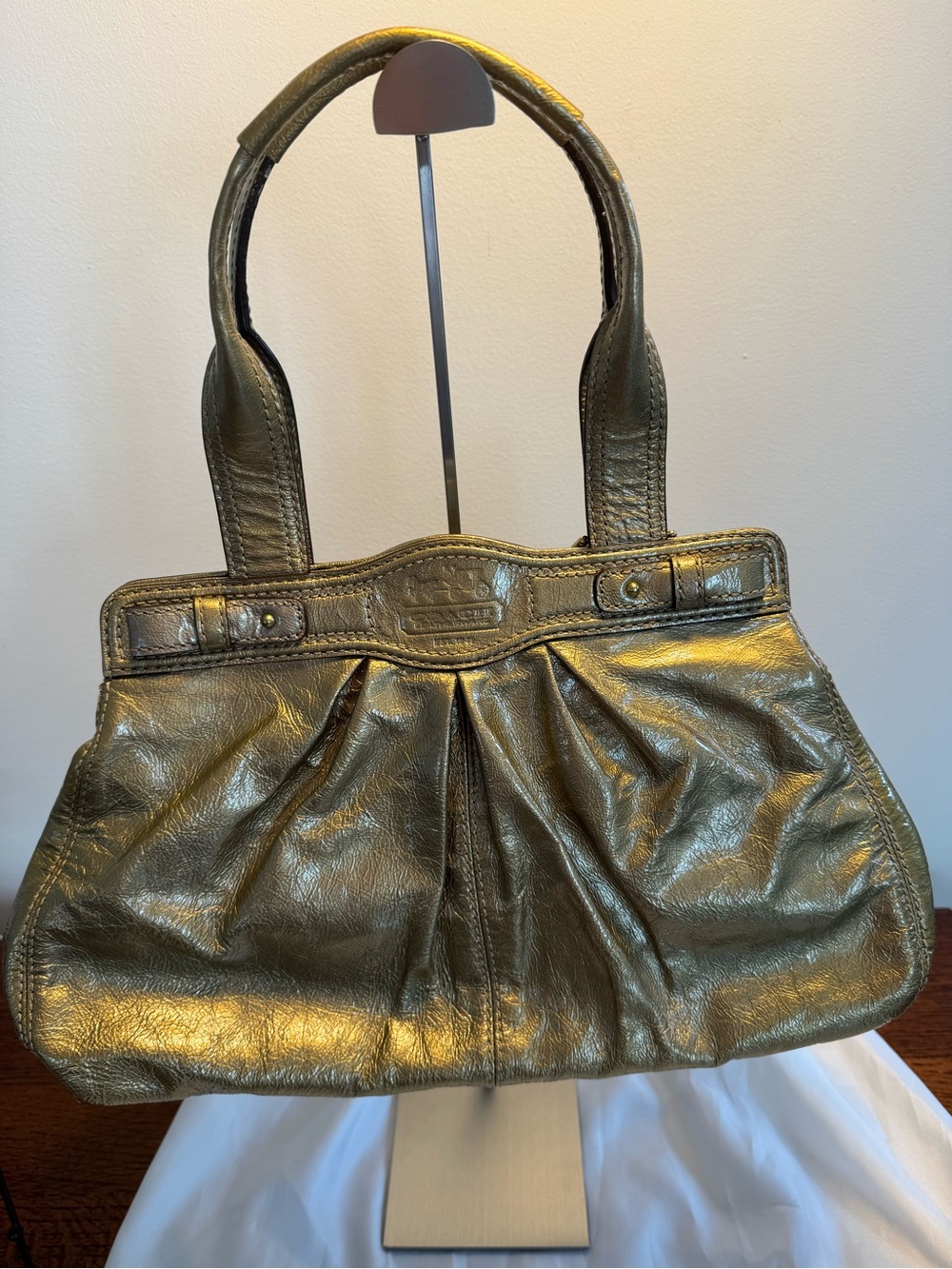 Coach Garnet Metallic Gold Leather Turnlock Satchel - Like New - Picture 3 of 16